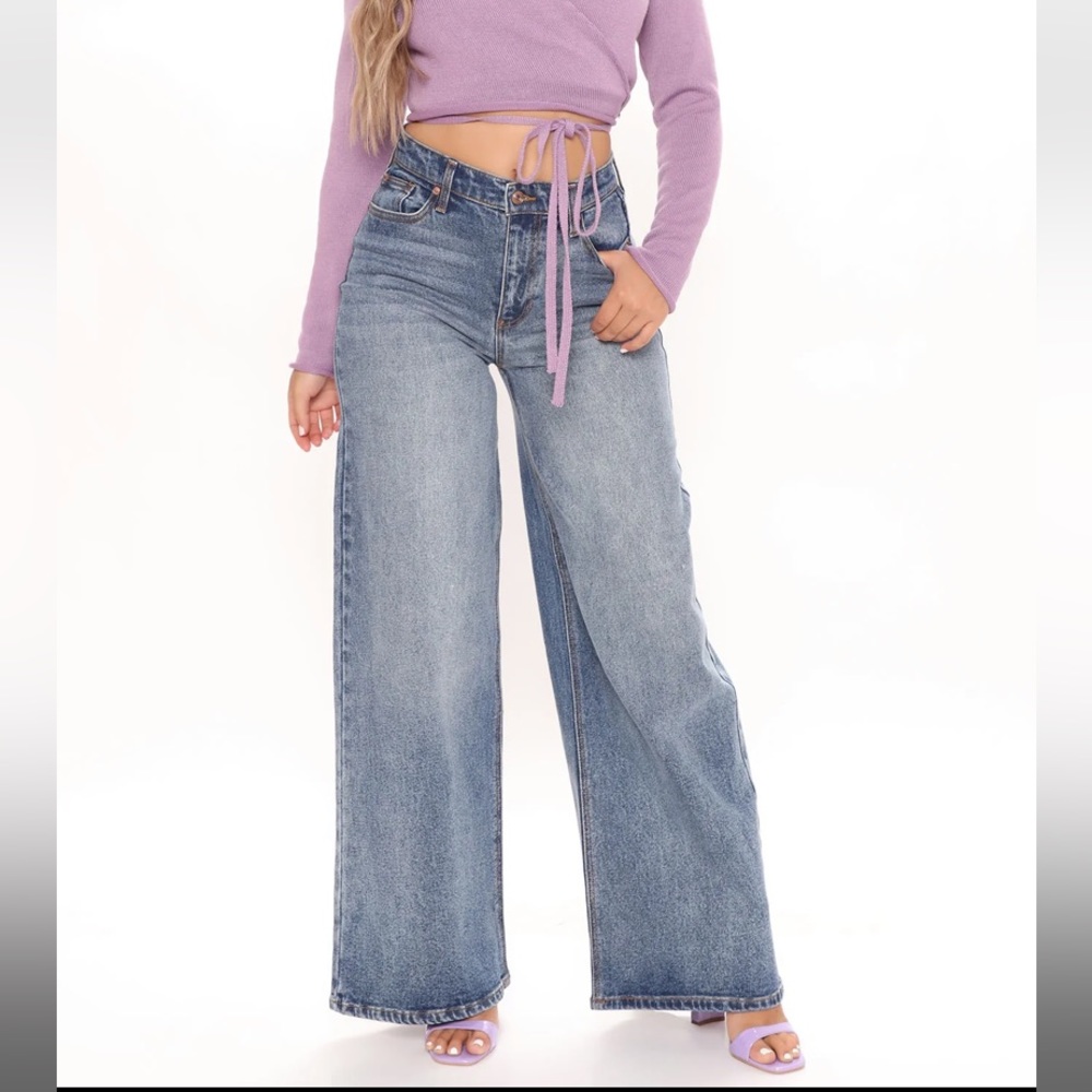 High Rise Wide Leg Jeans - Picture 2 of 3